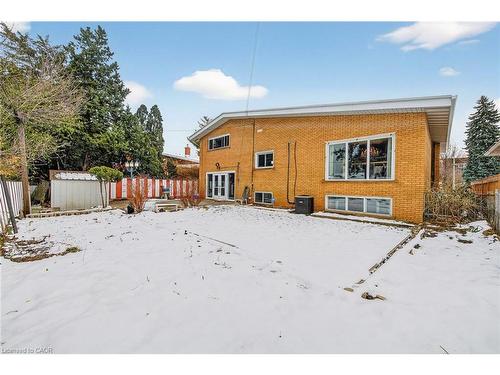 16 Southill Drive, Hamilton, ON - Outdoor