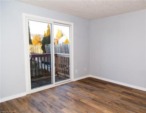 99 Broken Oak Crescent, Kitchener, ON - Indoor Photo Showing Other Room