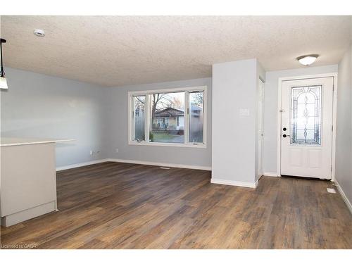 99 Broken Oak Crescent, Kitchener, ON - Indoor Photo Showing Other Room