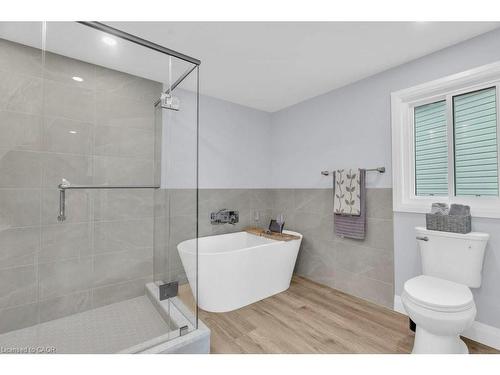 79 Winding Meadow Court, Kitchener, ON - Indoor Photo Showing Bathroom