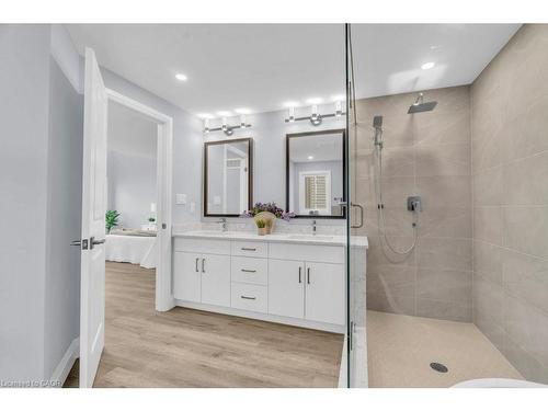79 Winding Meadow Court, Kitchener, ON - Indoor Photo Showing Bathroom