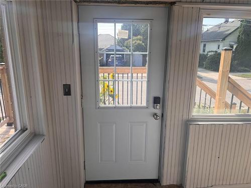 Main-786 Walker Street, London, ON - Indoor Photo Showing Other Room