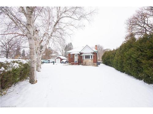 90 Osler Drive, Dundas, ON - Outdoor