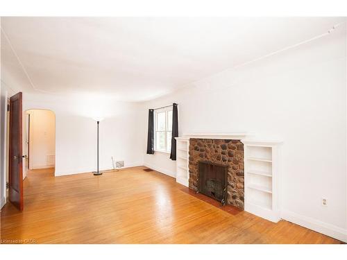 90 Osler Drive, Dundas, ON - Indoor With Fireplace