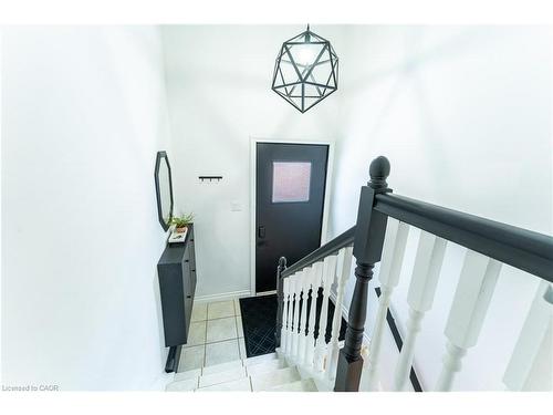 130 Henry Street, Brantford, ON - Indoor Photo Showing Other Room