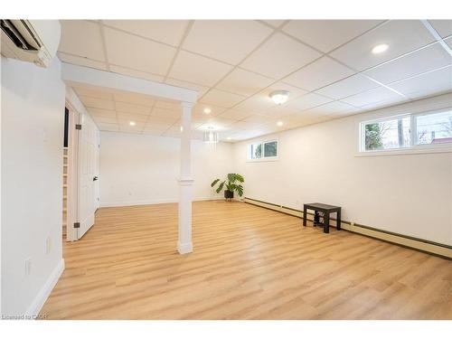 130 Henry Street, Brantford, ON - Indoor Photo Showing Other Room