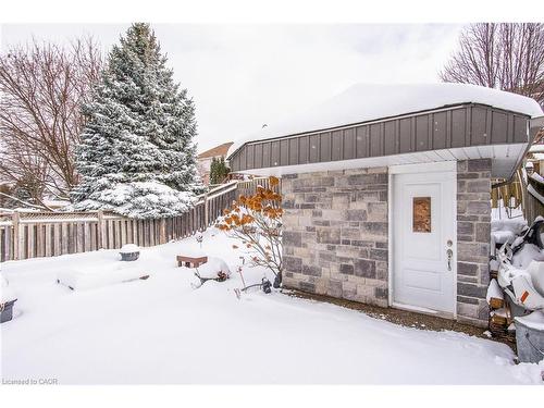 240 Doon South Drive, Kitchener, ON - Outdoor