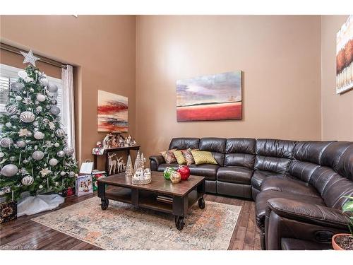 240 Doon South Drive, Kitchener, ON - Indoor Photo Showing Living Room