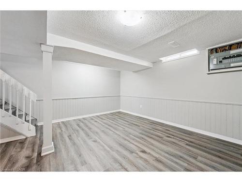 51-210 Glamis Road, Cambridge, ON - Indoor Photo Showing Other Room