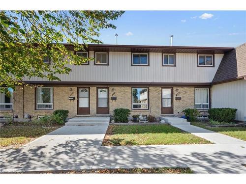 51-210 Glamis Road, Cambridge, ON - Outdoor With Facade