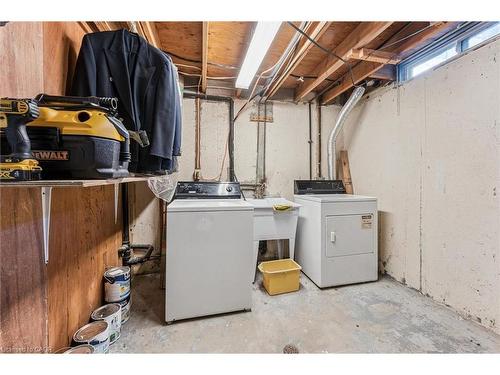 51-210 Glamis Road, Cambridge, ON - Indoor Photo Showing Laundry Room