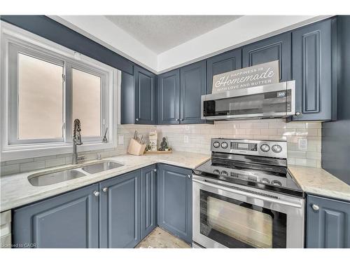 35 Templewood Drive, Kitchener, ON - Indoor Photo Showing Kitchen With Stainless Steel Kitchen With Double Sink