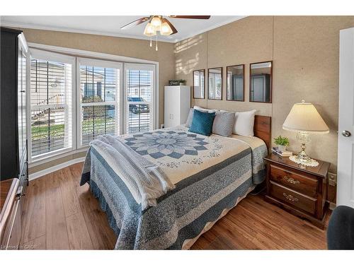 273-3033 Townline Road, Stevensville, ON - Indoor Photo Showing Bedroom