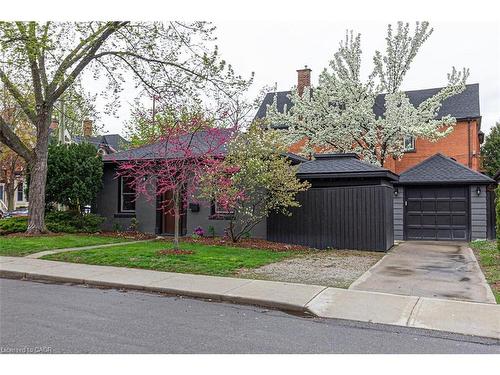 294 Caroline Street S, Hamilton, ON - Outdoor