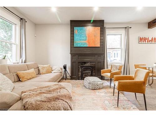 294 Caroline Street S, Hamilton, ON - Indoor Photo Showing Living Room With Fireplace