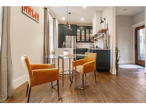 294 Caroline Street S, Hamilton, ON - Indoor Photo Showing Dining Room
