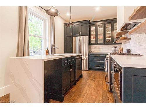 294 Caroline Street S, Hamilton, ON - Indoor Photo Showing Kitchen With Upgraded Kitchen