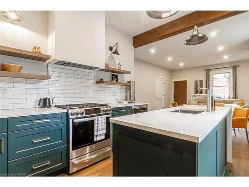 294 Caroline Street S, Hamilton, ON - Indoor Photo Showing Kitchen With Upgraded Kitchen