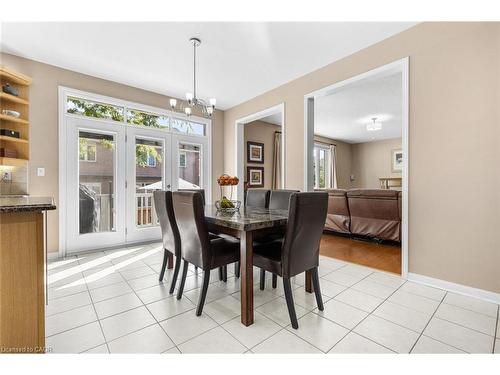 700 Auger Terrace, Milton, ON - Indoor Photo Showing Dining Room