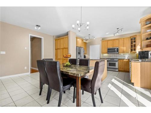 700 Auger Terrace, Milton, ON - Indoor