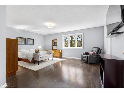700 Auger Terrace, Milton, ON - Indoor Photo Showing Bedroom
