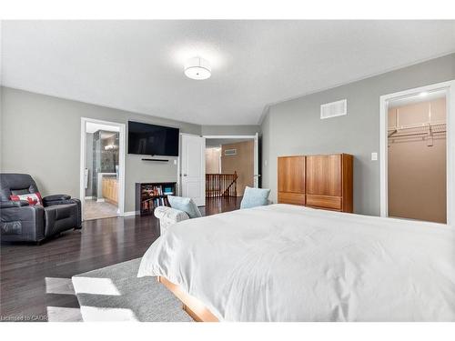 700 Auger Terrace, Milton, ON - Indoor Photo Showing Bedroom