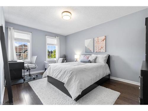 700 Auger Terrace, Milton, ON - Indoor Photo Showing Bedroom
