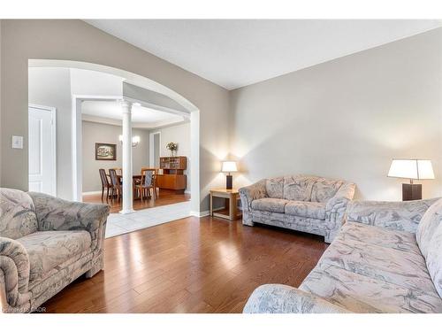 700 Auger Terrace, Milton, ON - Indoor Photo Showing Living Room