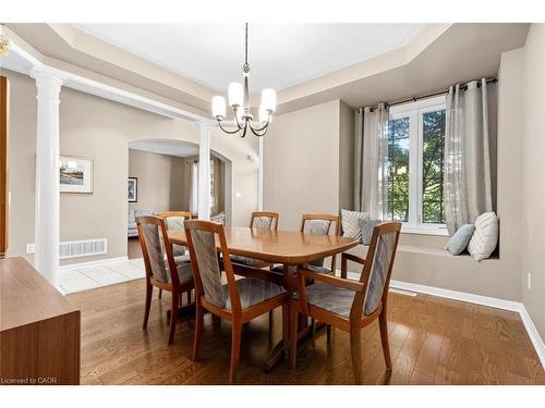700 Auger Terrace, Milton, ON - Indoor Photo Showing Dining Room