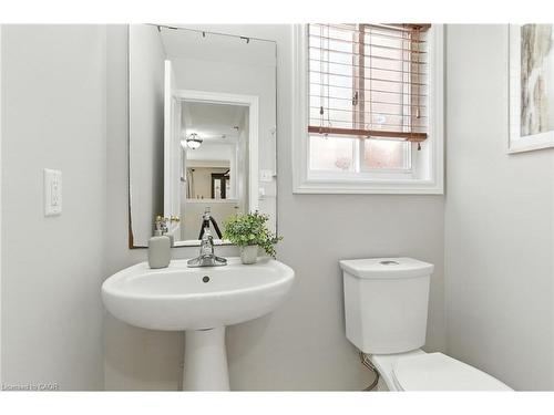 49 Johnson Crescent, Georgetown, ON - Indoor Photo Showing Bathroom