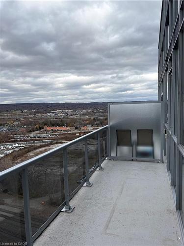 2007-2081 Fairview Street, Burlington, ON - Outdoor With Balcony With View