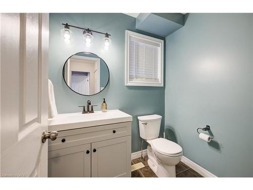 213 Falcon Drive, Woodstock, ON - Indoor Photo Showing Bathroom