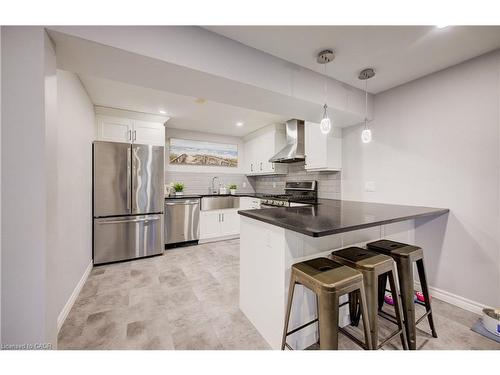 213 Falcon Drive, Woodstock, ON - Indoor Photo Showing Kitchen