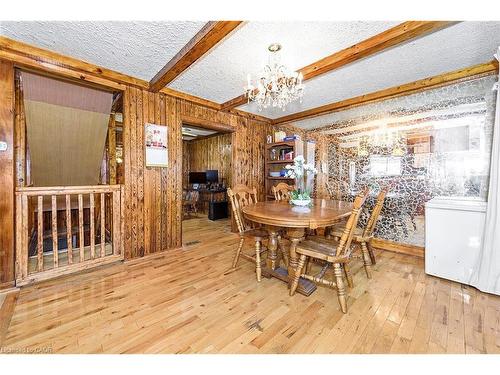 58 Eastvale Place, Hamilton, ON - Indoor Photo Showing Dining Room