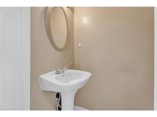 3-1025 Upper Gage Avenue, Hamilton, ON - Indoor Photo Showing Bathroom