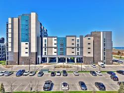 530-16 Concord Place  Grimsby, ON L3M 0J1