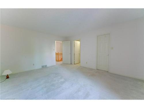 5-523 Beechwood Drive, Waterloo, ON - Indoor