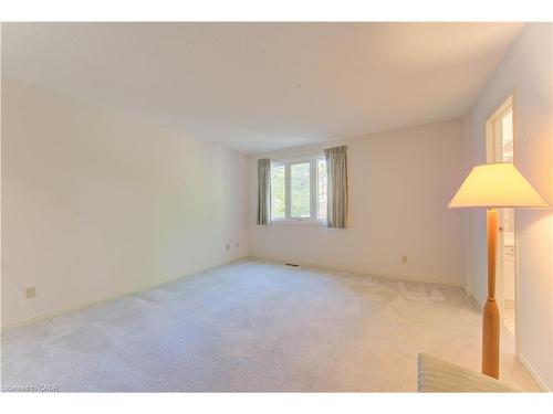 5-523 Beechwood Drive, Waterloo, ON - Indoor Photo Showing Other Room
