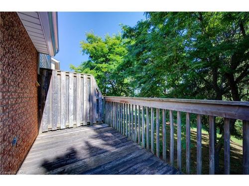 5-523 Beechwood Drive, Waterloo, ON - Outdoor