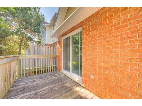 5-523 Beechwood Drive, Waterloo, ON - Outdoor With Exterior