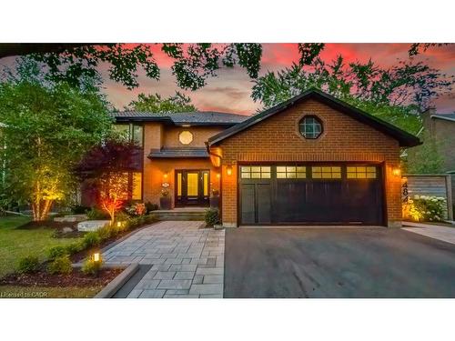 484 Aspen Forest Drive, Oakville, ON - Outdoor