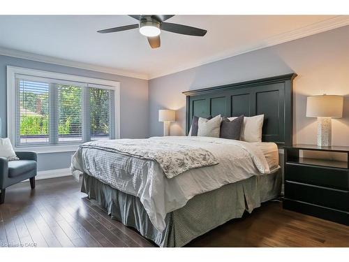 484 Aspen Forest Drive, Oakville, ON - Indoor Photo Showing Bedroom
