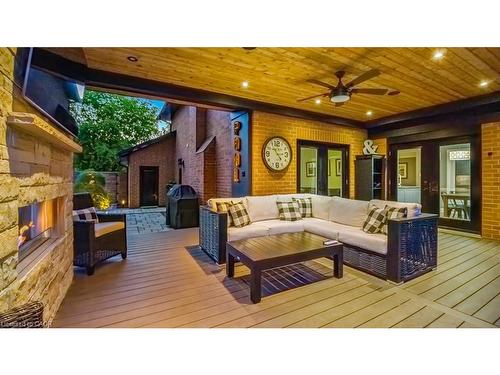 484 Aspen Forest Drive, Oakville, ON - Outdoor With Deck Patio Veranda With Exterior