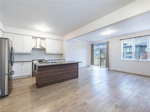 42 Eberhardt Drive, Wasaga Beach, ON - Indoor Photo Showing Kitchen