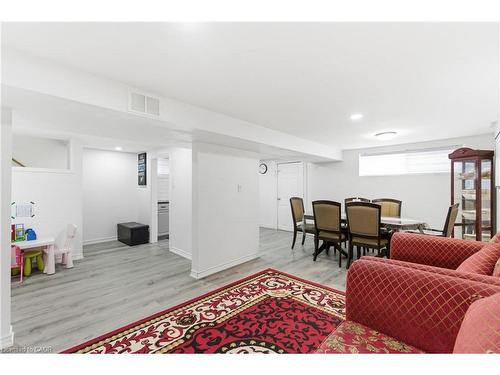 18 Ferrie Street W, Hamilton, ON - Indoor Photo Showing Other Room