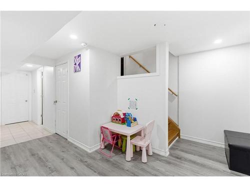 18 Ferrie Street W, Hamilton, ON - Indoor