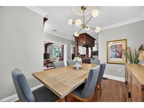 108 Owen Street, Barrie, ON - Indoor Photo Showing Dining Room