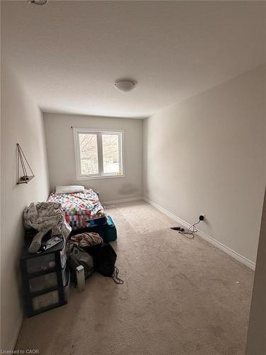 11 Genoa Drive, Hamilton, ON - Indoor Photo Showing Bedroom