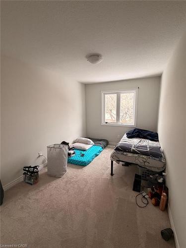 11 Genoa Drive, Hamilton, ON - Indoor Photo Showing Bedroom