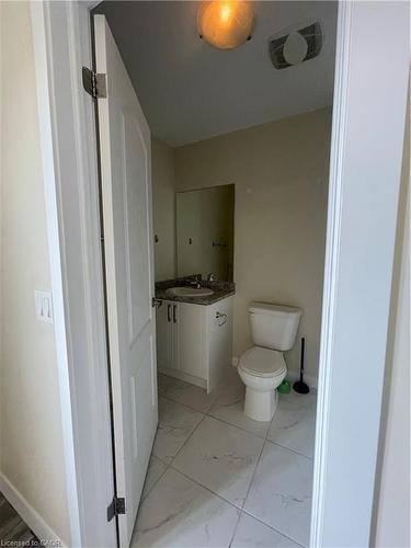 59 Denistoun Street, Welland, ON - Indoor Photo Showing Bathroom